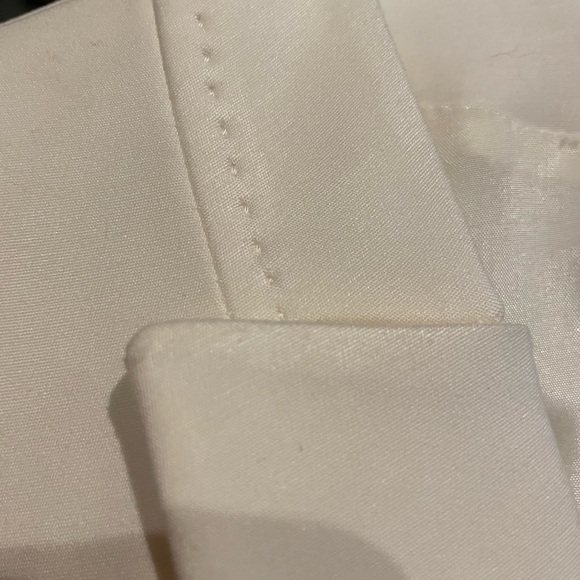 2 Piece Suit - Picture 4 of 9